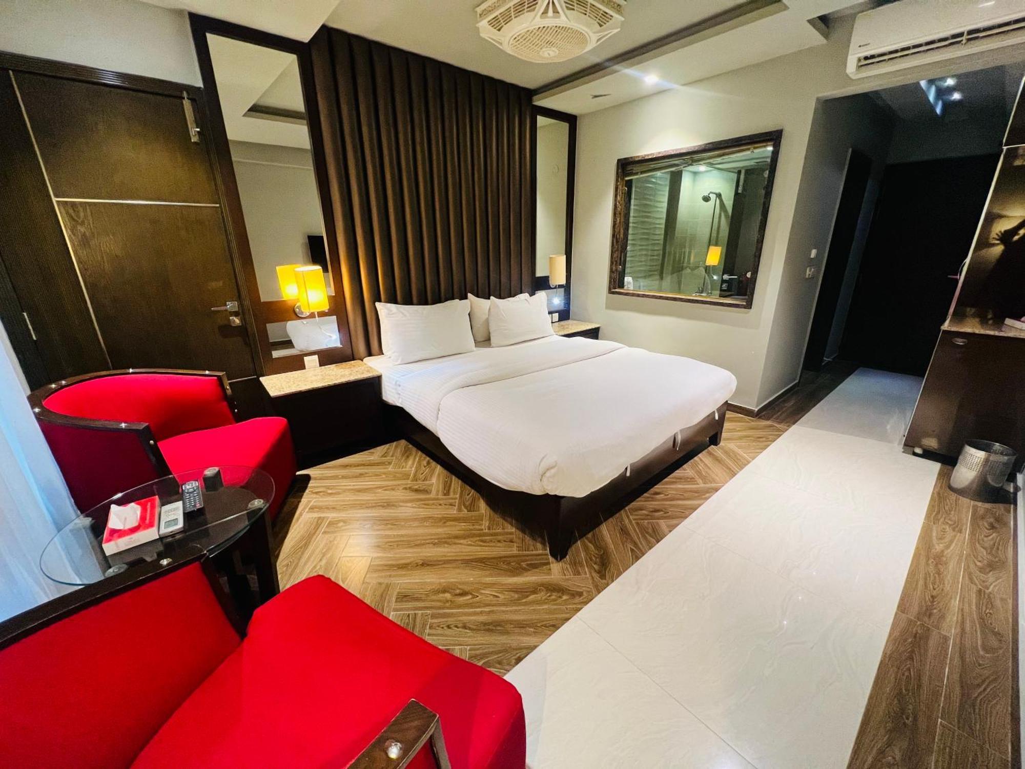 Lahore Continental Hotel Luaran gambar